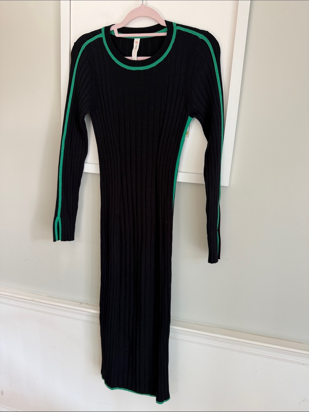 Navy Ribbed Long Sleeve Knit Dress with Green Trim Small